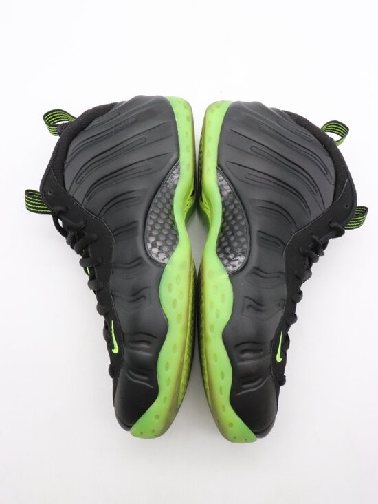 Nike Air Foamposite One Men\'s Size 10 Black Volt  Black Sneakers HF2902-001